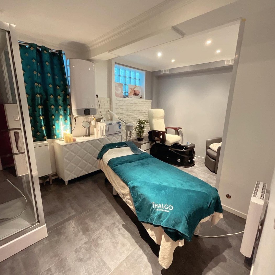 Belle jour et Nuit KOBIDO Massage THAI 1